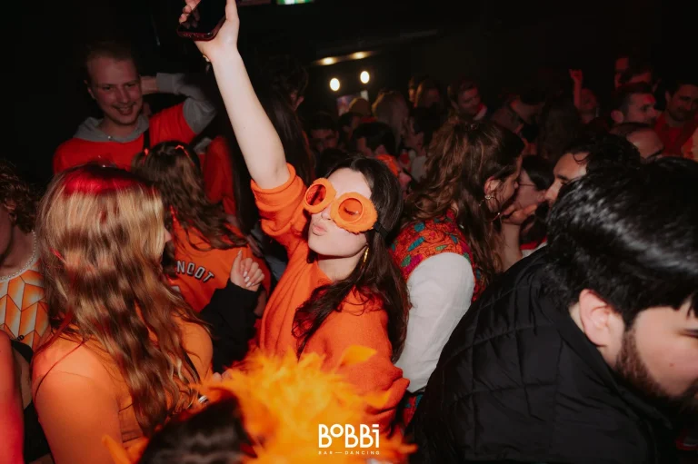 Foto 27-04-2024 Koningsdag Afterparty, Bobbi Bar-Dancing Haarlem