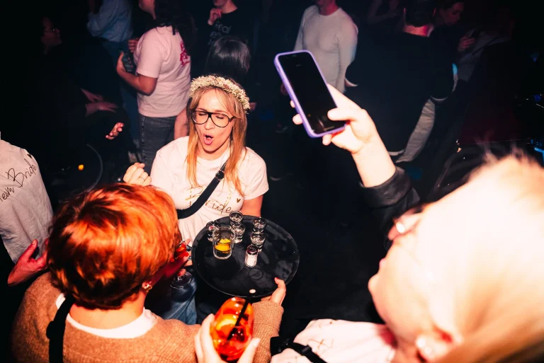 Foto Bobbi’s Ouderavond, Bobbi Bar-Dancing Haarlem