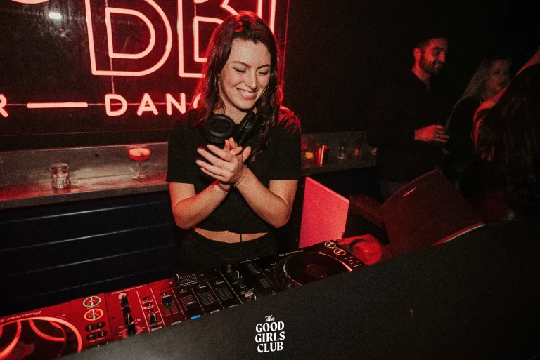 Foto The Good Girls Club, Bobbi Bar-Dancing Haarlem