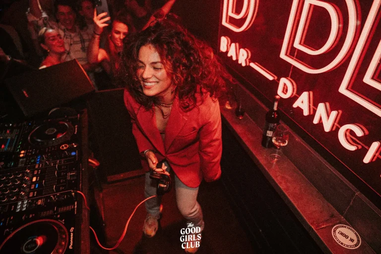 Foto The Good Girls Club, Bobbi Bar-Dancing Haarlem